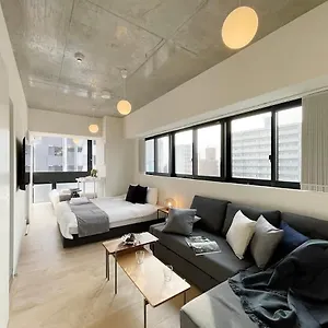 アパート Bhotel Nekoyard - Modern Beautiful Studio, Walk To Peace Park & Shops, 広島市
